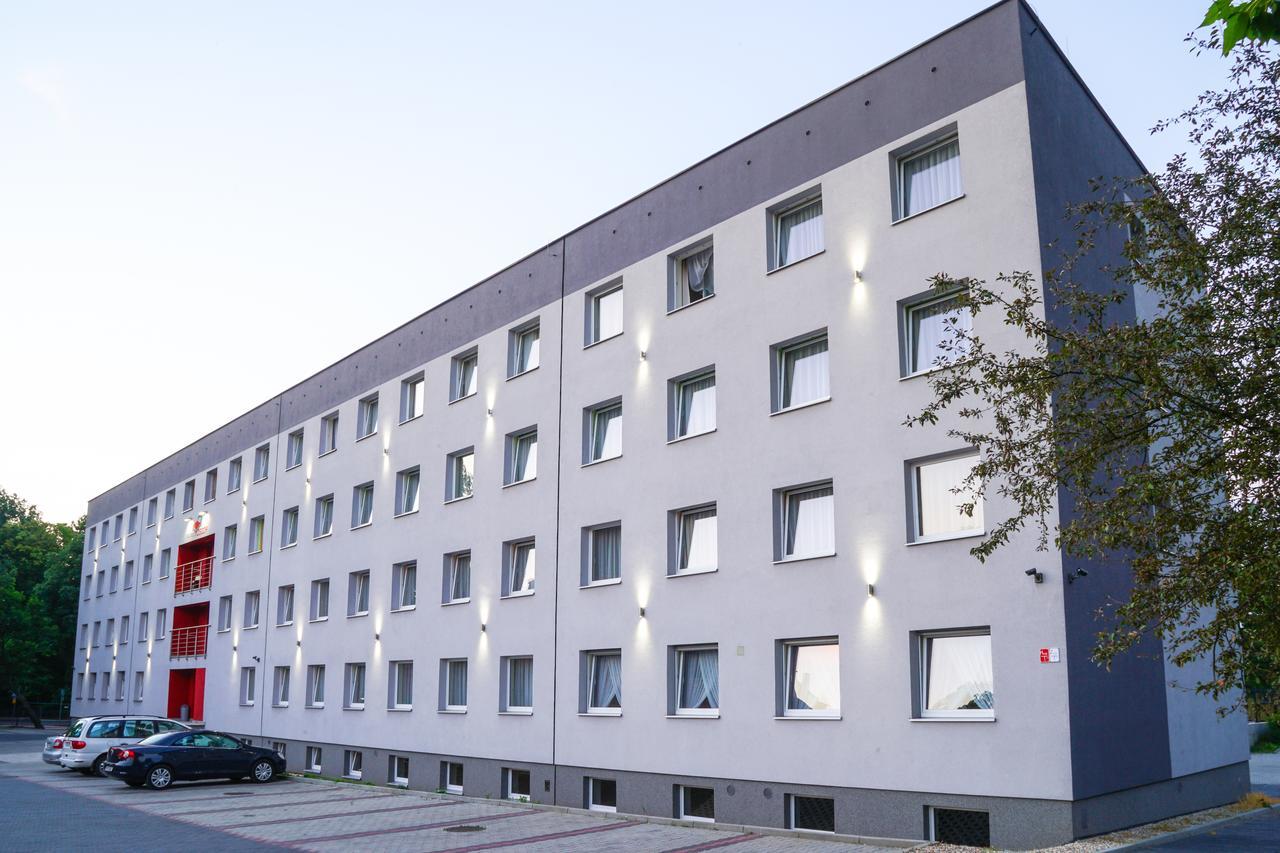 Zgoda Kompleks Hotelarski Swietochlowice Exterior photo